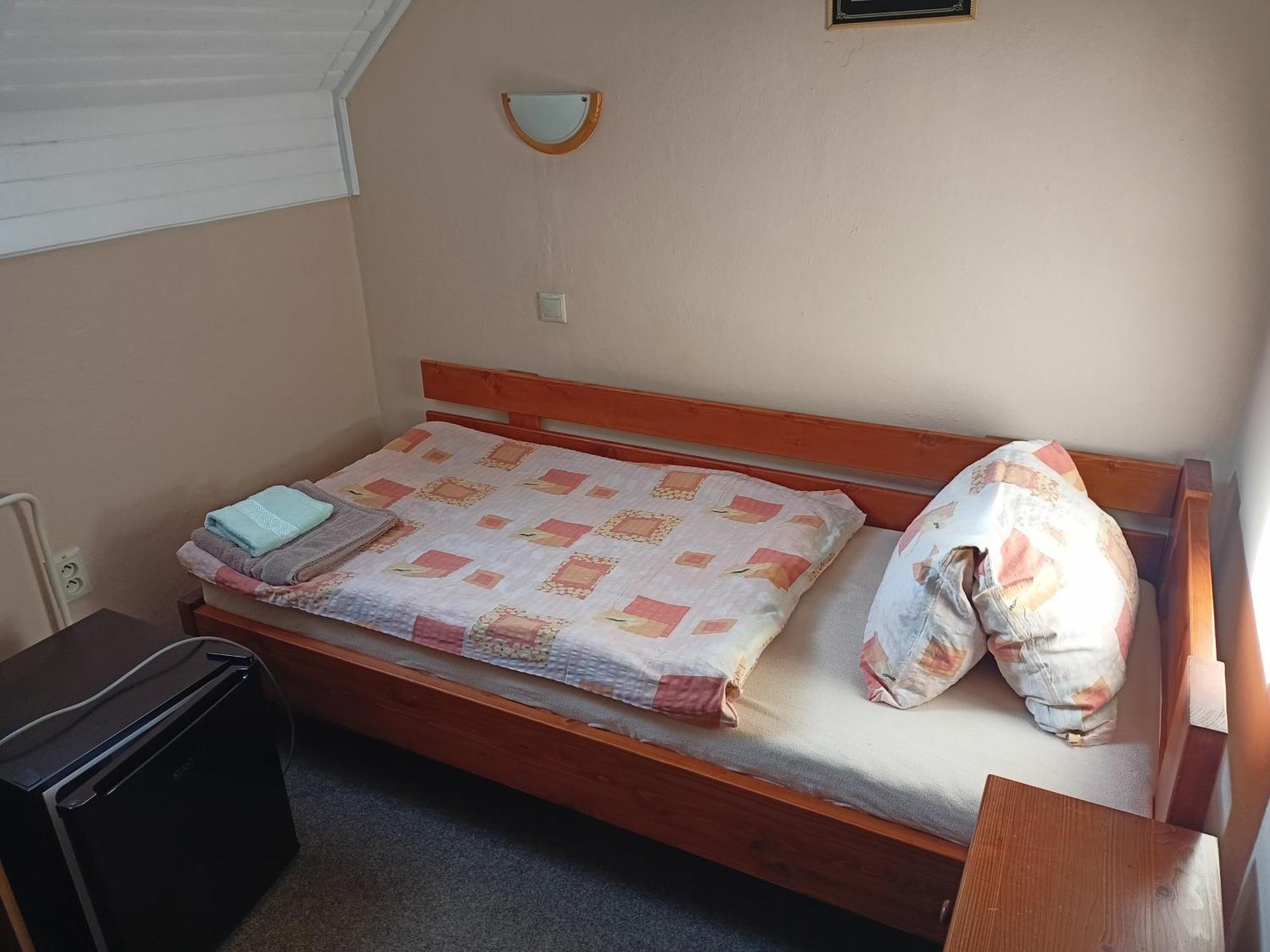 Hotel Kolonial Skalité SR Habitación foto